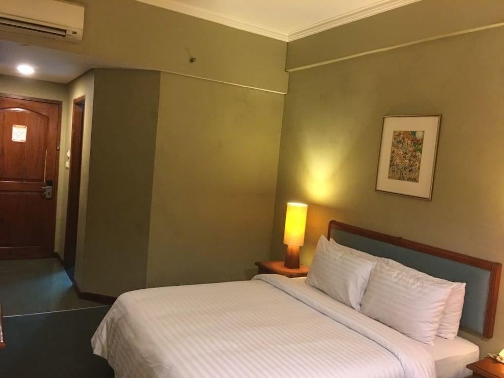 Paragon Wahid Hasyim Jacarta Exterior foto